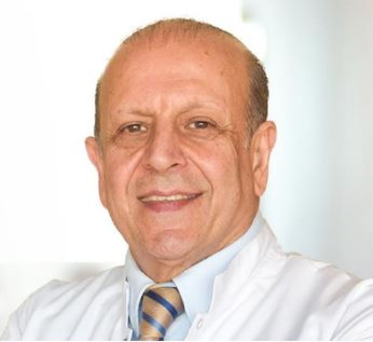 Portrait of orthopedist Burak Tuna
